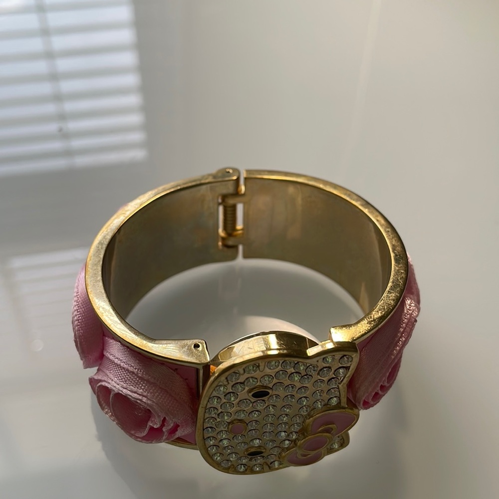 Unused Stylish Hello Kitty Watch